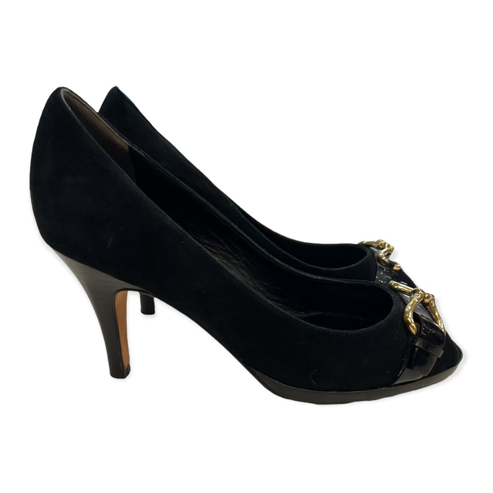 Cole Hann & Nike Air beautiful suede peep toe pump w/gold buckle detail.